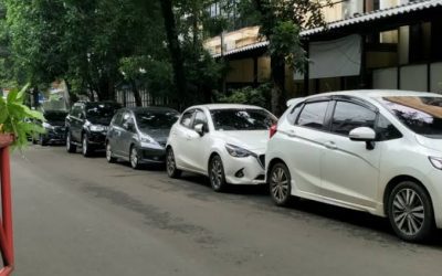Tips Parkir Mobil Pararel Bagi Pemula