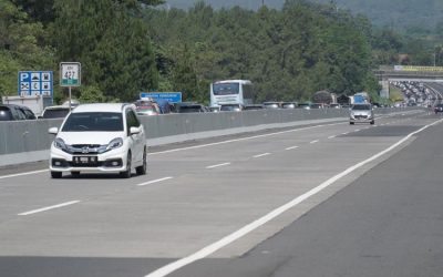 Tips Aman Berkendara di Jalan Tol