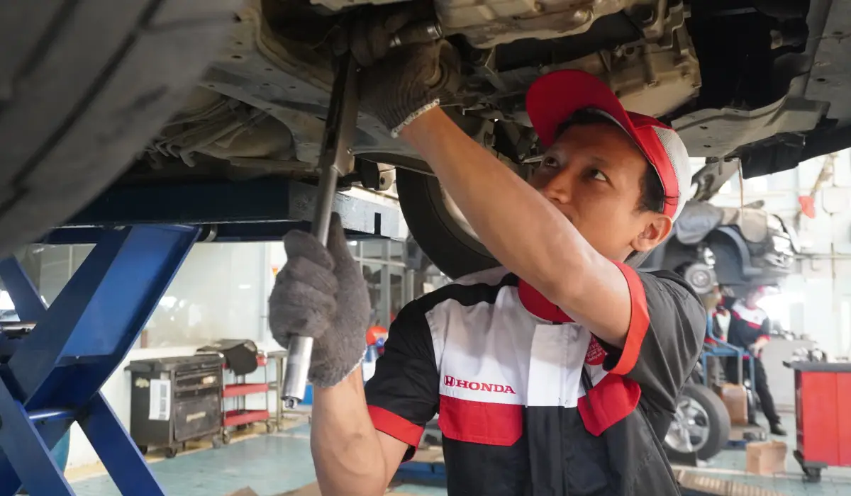 Mengenal Understeel atau Kaki-kaki Mobil: Biar Perjalanan Selalu Nyaman dan Aman Bareng Honda Bintang Tabanan